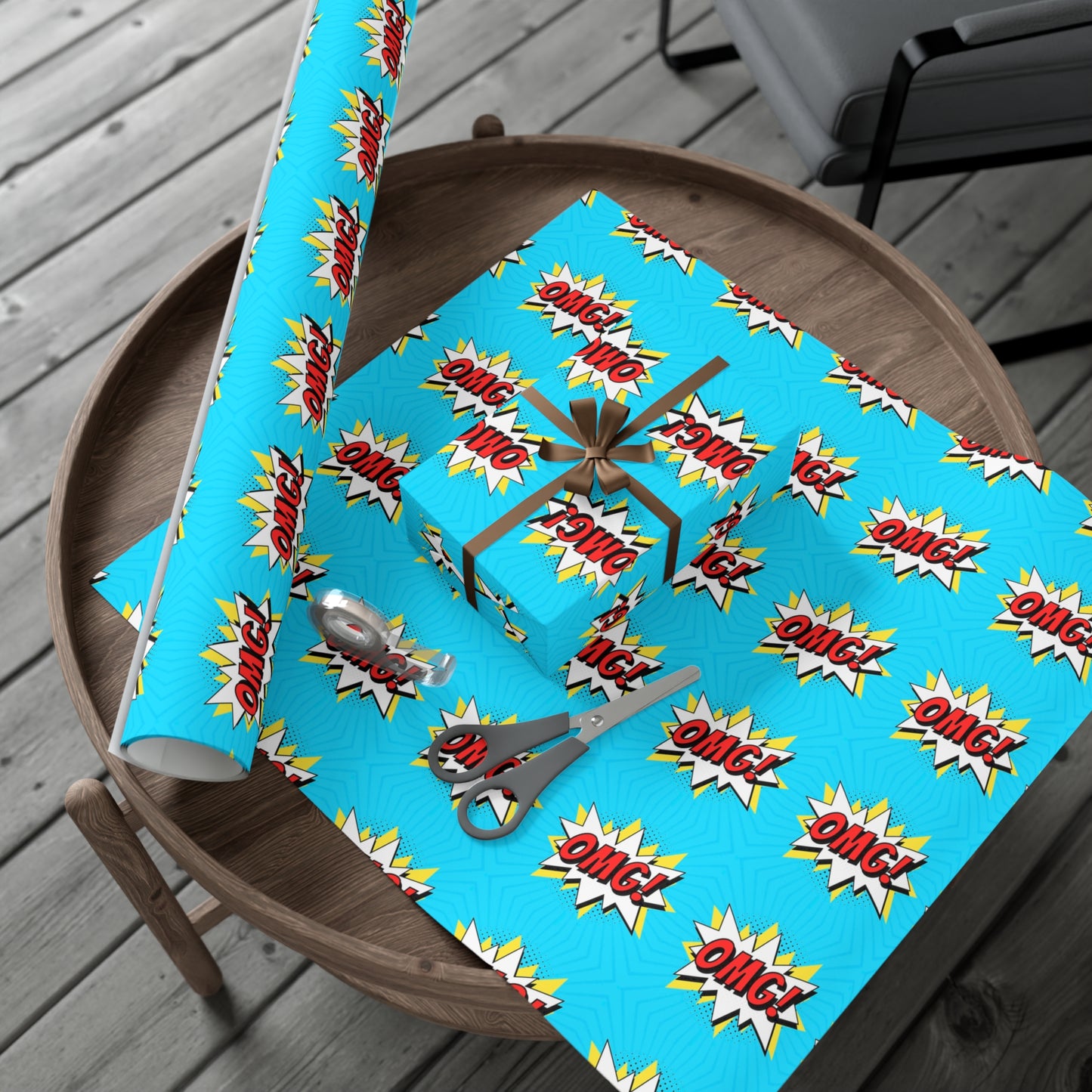 Retro Pop Art Wrapping Paper - OMG! Speech Bubble Design on Bright Blue - Unique Cartoon-Style Gift Wrap
