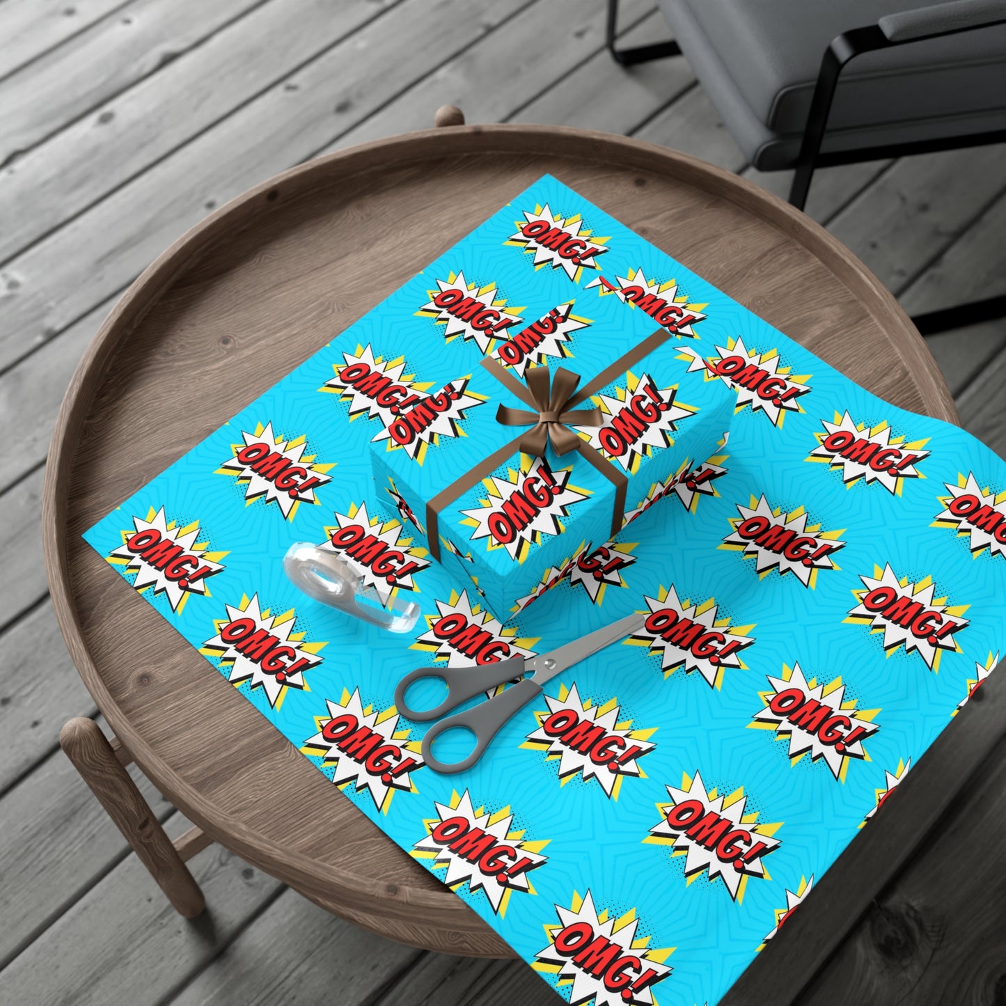 Retro Pop Art Wrapping Paper - OMG! Speech Bubble Design on Bright Blue - Unique Cartoon-Style Gift Wrap